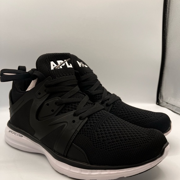 APL Ascend Men's 8 Sneakers Athletic Shoes Running Gym Black White NEW NIB Gift - Picture 3 of 8